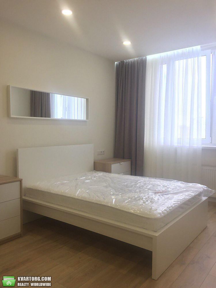 Rent out 1-room apartment. Киев,  Чавдар — photo 1