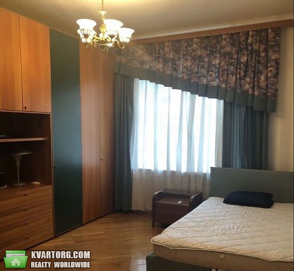 Rent out 4-room apartment. Киев,  Орлика — photo 4