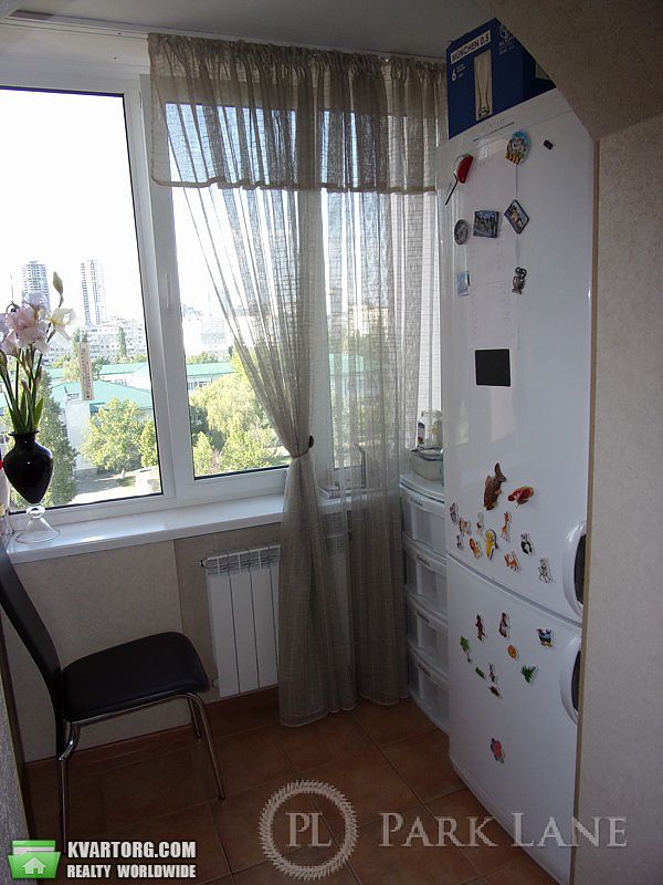 Sell 3-room apartment. Киев,  Радужная — photo 6