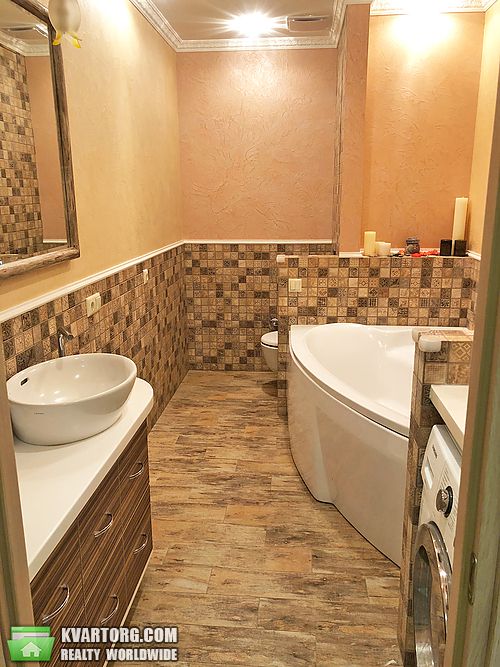 Sell 3-room apartment. Киев,  Ломоносова — photo 9