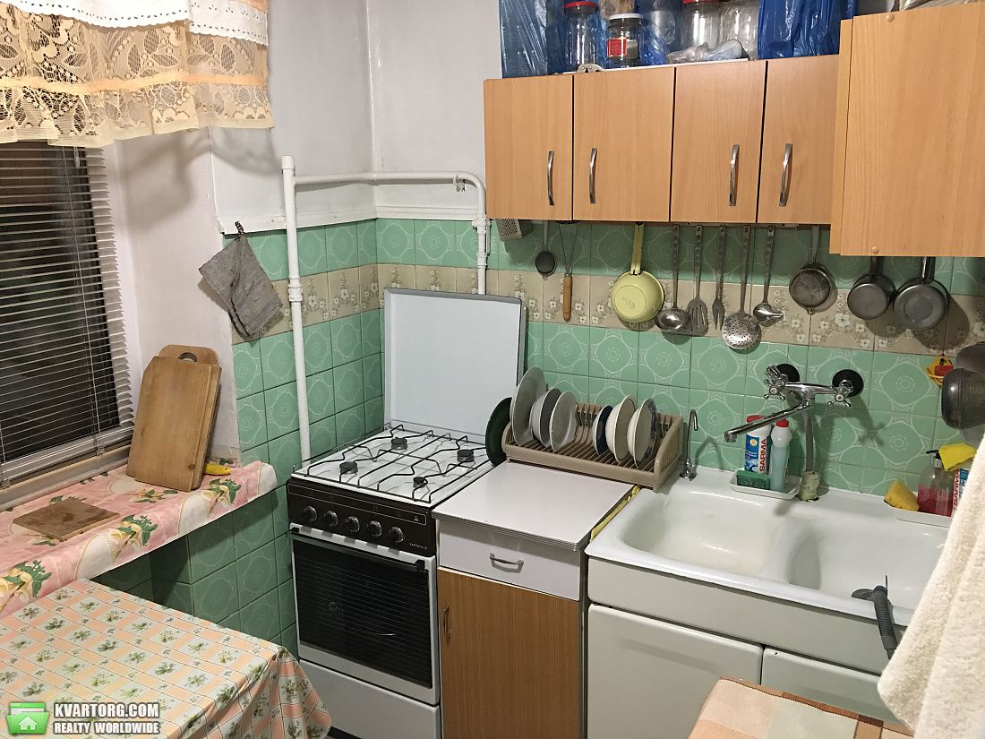 Sell 3-room apartment. Киев,  Набережно-Корчеватская — photo 2