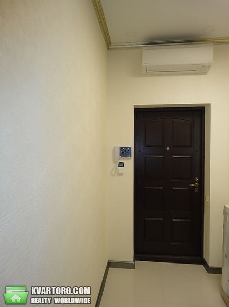 Rent out 2-room apartment. Киев, Драгомирова — photo 10