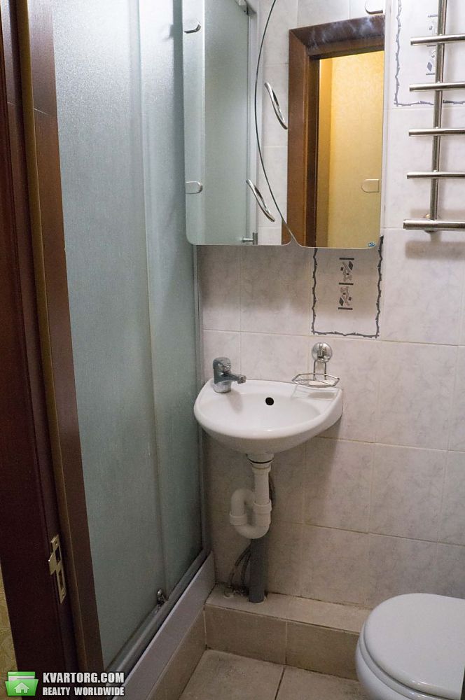 Sell 1-room apartment. Киев,  Нижнеюрковская — photo 10