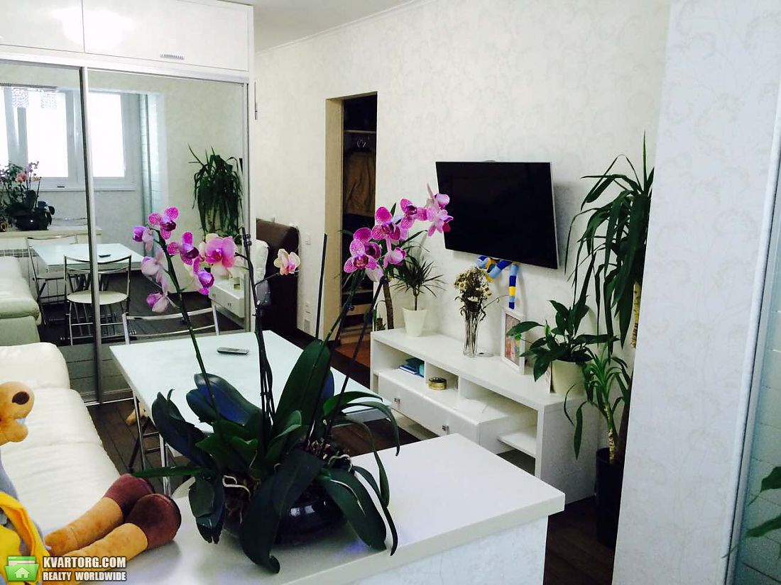 Sell 2-room apartment. Киев,  Героев Сталинграда пр — photo 1