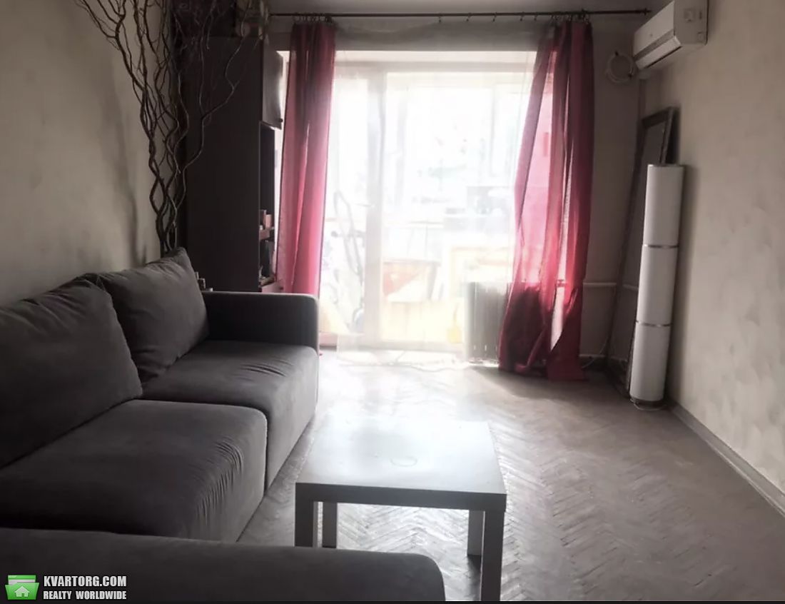 Sell 1-room apartment. Киев,  Дегтяревская — photo 1