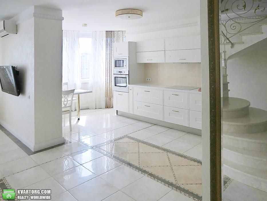 Sell 4-room apartment. Киев,  Днепровская наб — photo 1