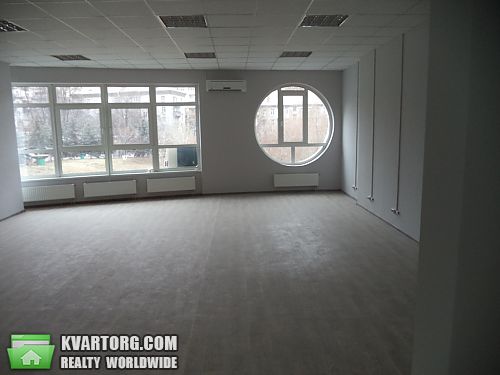 Rent out office. Киев, Кловский спуск — photo 5