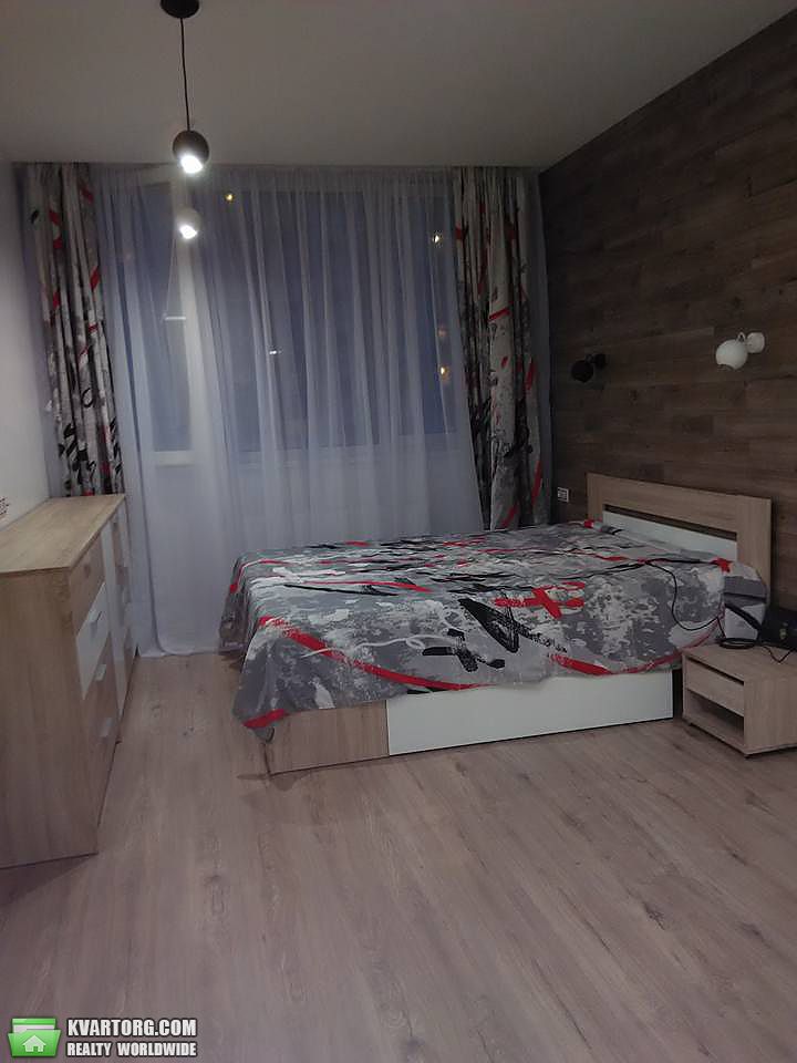 Rent out 1-room apartment. Киев,  Мельникова — photo 3