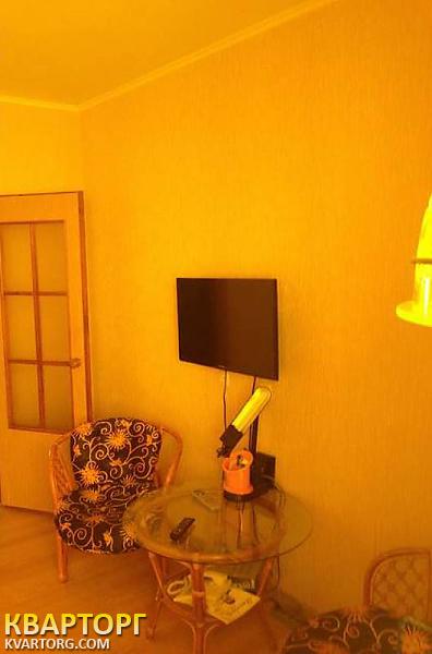 Rent out 1-room apartment. Киев,  Вишняковская — photo 2