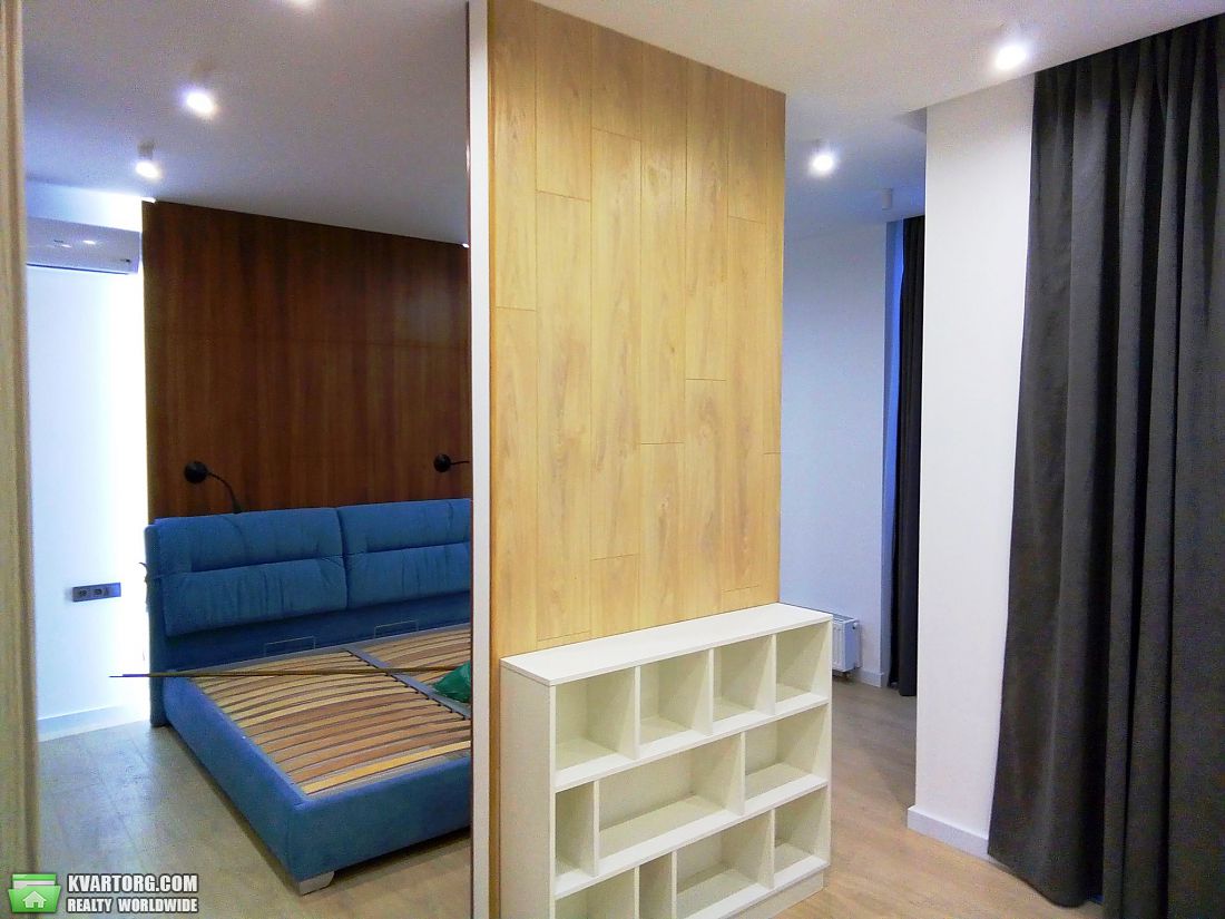 Sell 3-room apartment. Киев,  Антонова — photo 4