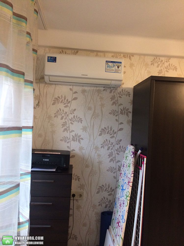 Sell 2-room apartment. Киев,  Днепровская наб — photo 8