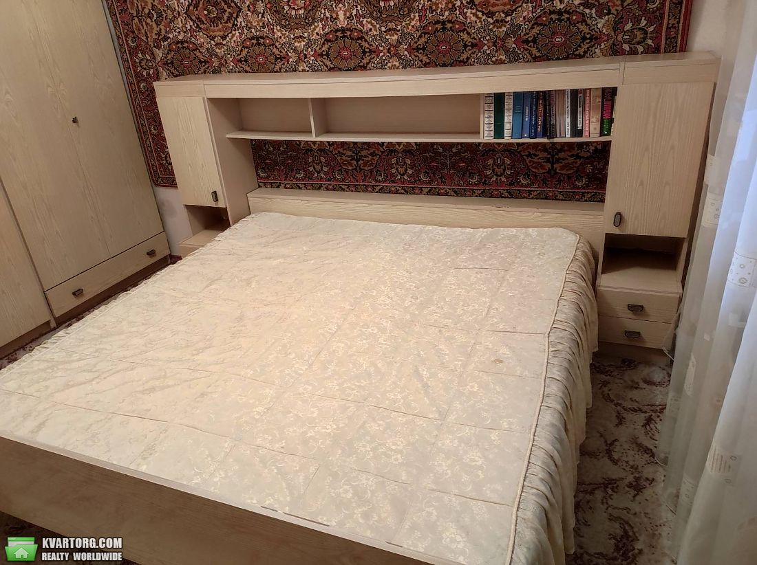 Rent out 3-room apartment. Киев,  Каштановая — photo 3