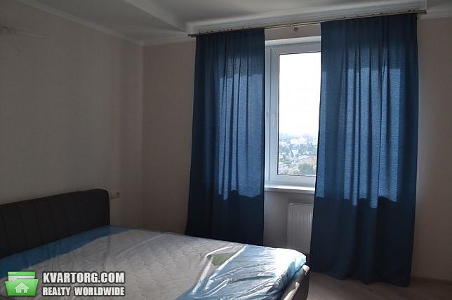 Rent out 2-room apartment. Киев,  Малиновского — photo 1