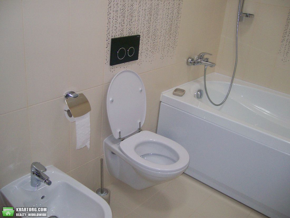 Rent out 3-room apartment. Киев,  Героев Сталинграда пр — photo 6