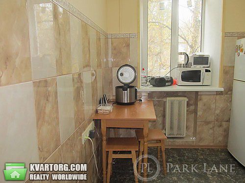 Sell 2-room apartment. Киев,  Гоголевская — photo 2