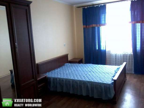 Rent out 2-room apartment. Киев,  Белицкая — photo 1