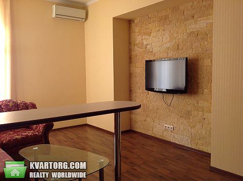 Rent out 2-room apartment. Одесса, Лидерсовский — photo 1