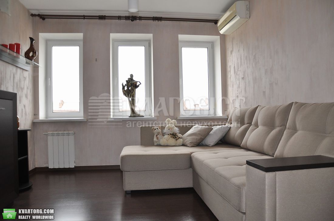 Rent out 2-room apartment. Киев,  Межигорская — photo 7