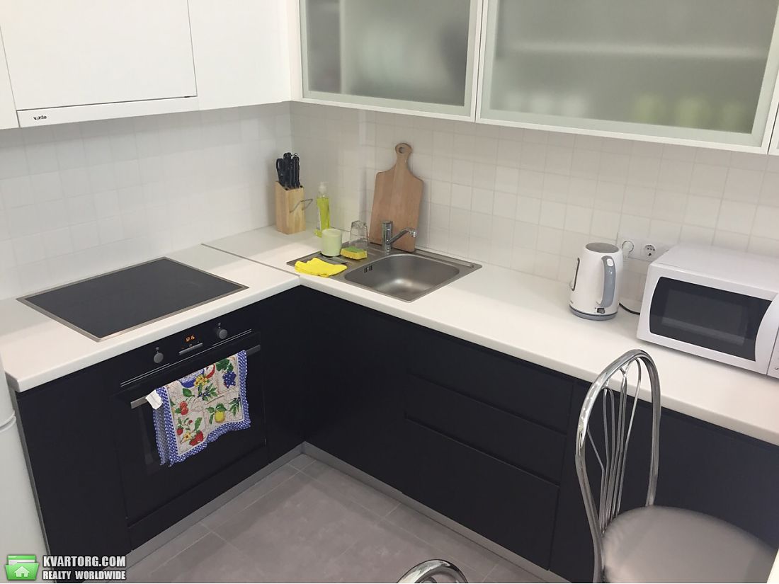 Sell 1-room apartment. Киев,  Вышгородская — photo 3