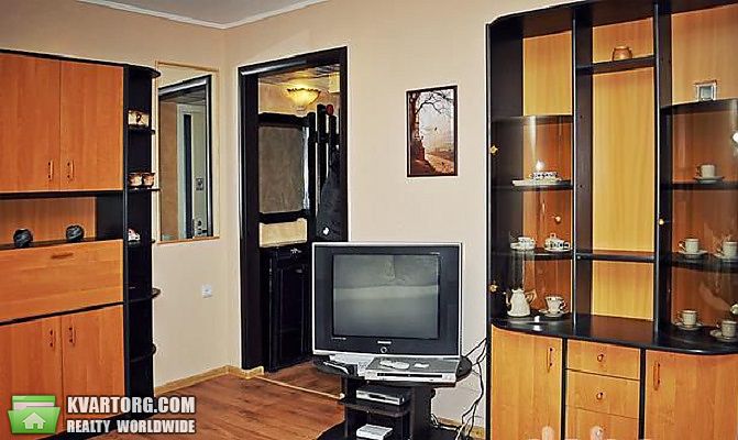 Sell 1-room apartment. Киев,  Жилянская — photo 3