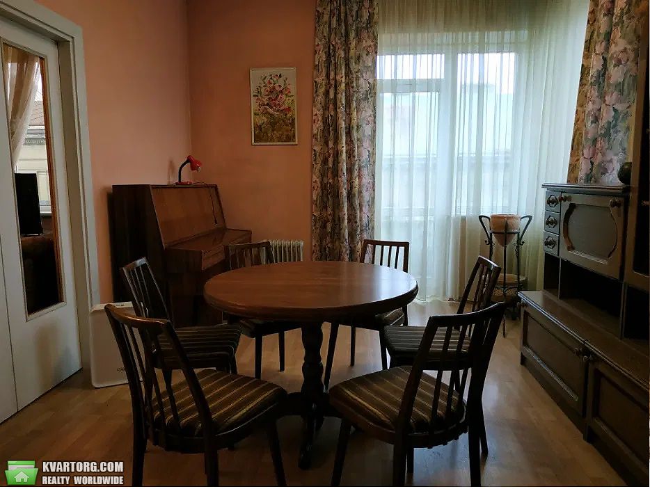 Rent out 4-room apartment. Львов, Дорошенка — photo 7