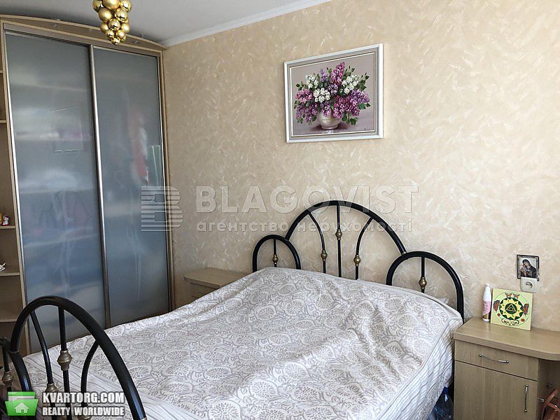 Sell 3-room apartment. Киев,  Старонаводницкая — photo 3