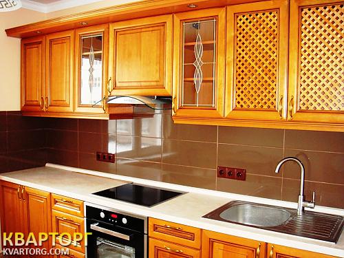 Rent out office. Киев,  Лаврухина — photo 1