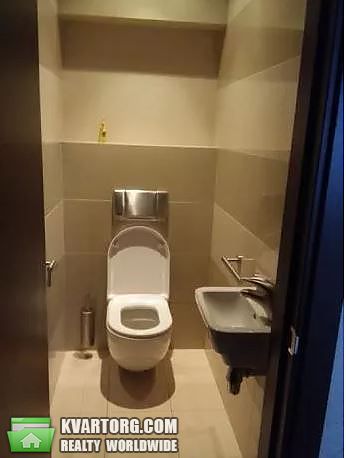 Rent out 3-room apartment. Киев,  Верховинная — photo 1