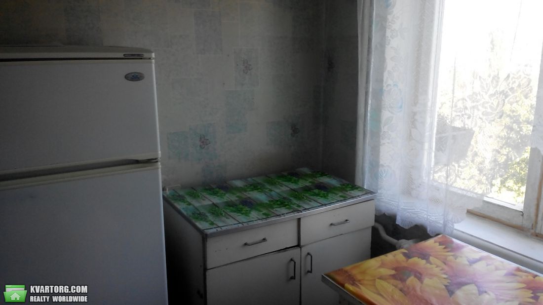 Rent out 1-room apartment. Киев,  Милютенко — photo 3