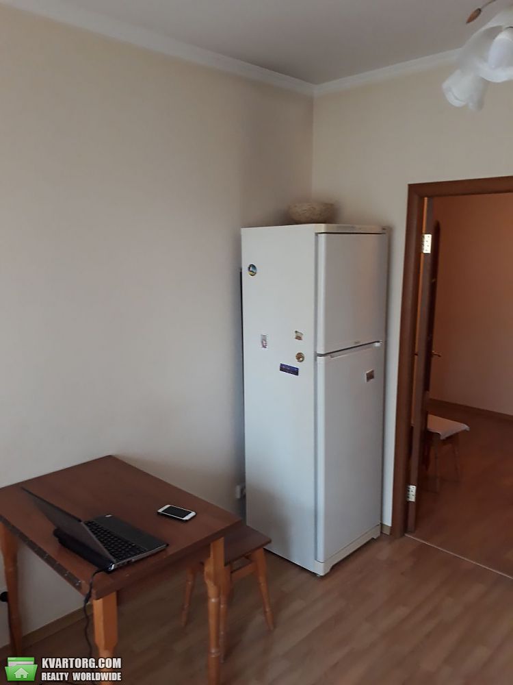 Rent out 1-room apartment. Киев,  Черновола — photo 3