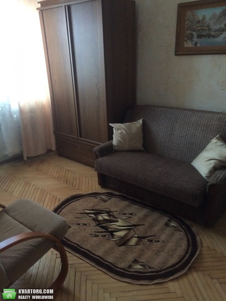 Rent out 2-room apartment. Киев, Русановская набережная — photo 2