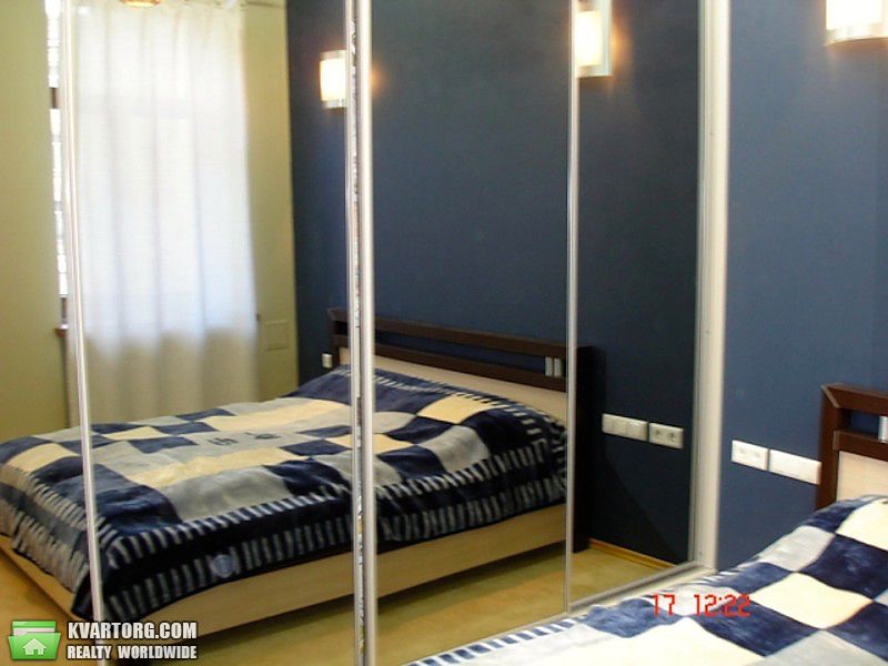 Rent out 2-room apartment. Киев,  Сечевых Стрельцов — photo 3