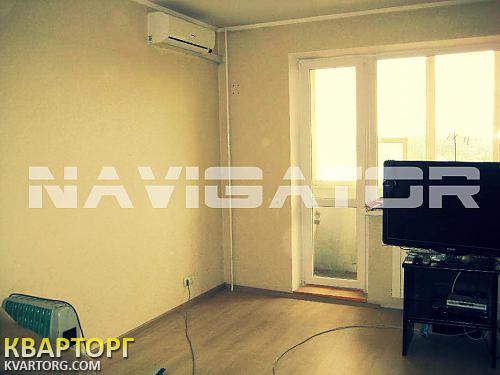 Sell 1-room apartment. Киев, Харьковское шоссе — photo 1