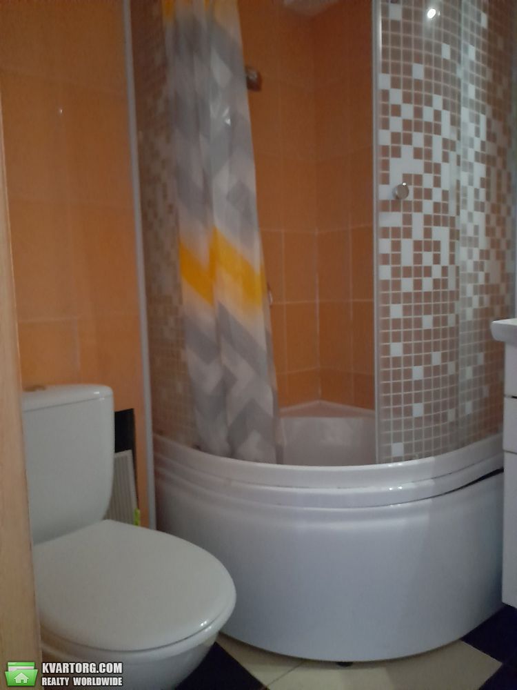 Rent out 1-room apartment. Киев, Миропольская — photo 7