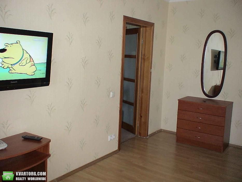 Sell 1-room apartment. Киев,  Миропольская — photo 4