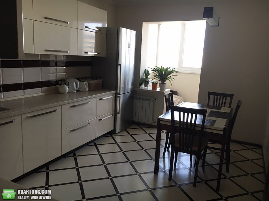 Sell 3-room apartment. Киев,  Урловская — photo 2