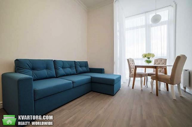 Sell 1-room apartment. Киев,  Соломенская — photo 1