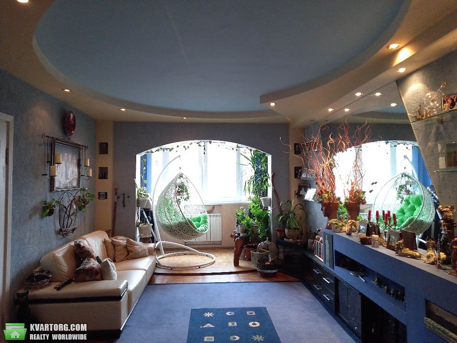 Sell 4-room apartment. Киев,  Радужная — photo 3