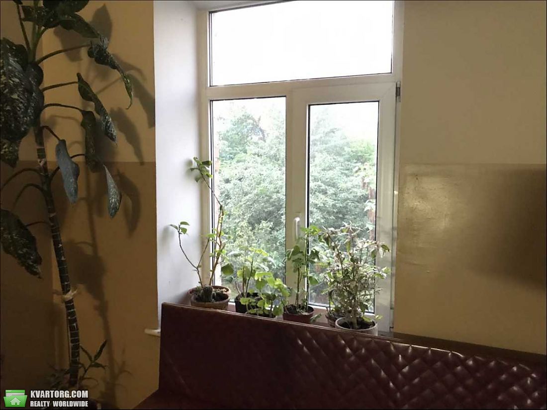 Rent out 2-room apartment. Киев, Белорусская — photo 10