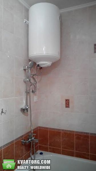 Rent out 1-room apartment. Киев, Ракетная — photo 4