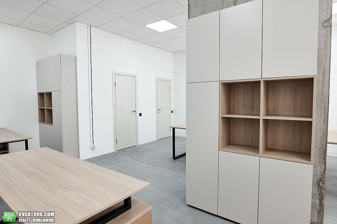 Rent out office. Киев, Соломенская — photo 5