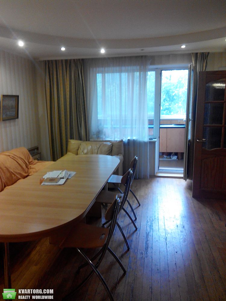 Rent out 3-room apartment. Киев,  Гмыри — photo 4