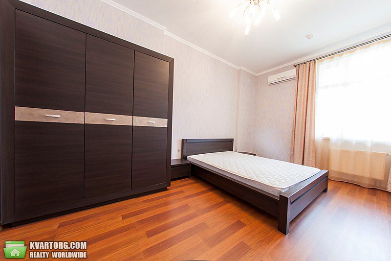 Sell 2-room apartment. Киев,  Щорса — photo 5