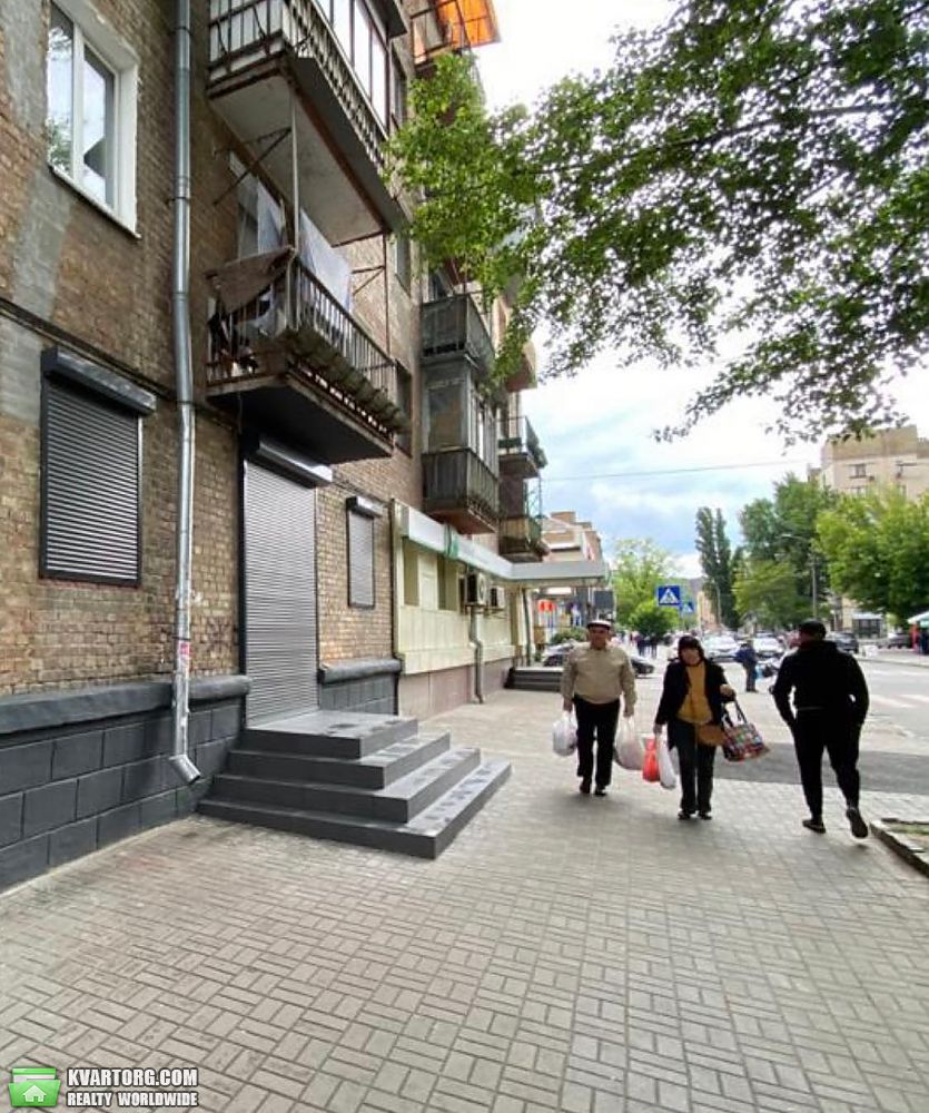 Rent out shop. Киев,  Межигорская — photo 1