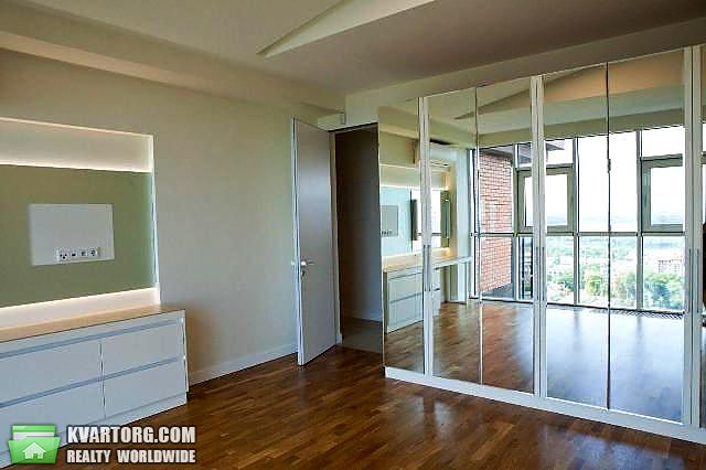 Sell 4-room apartment. Днепропетровск, Бригадная — photo 3