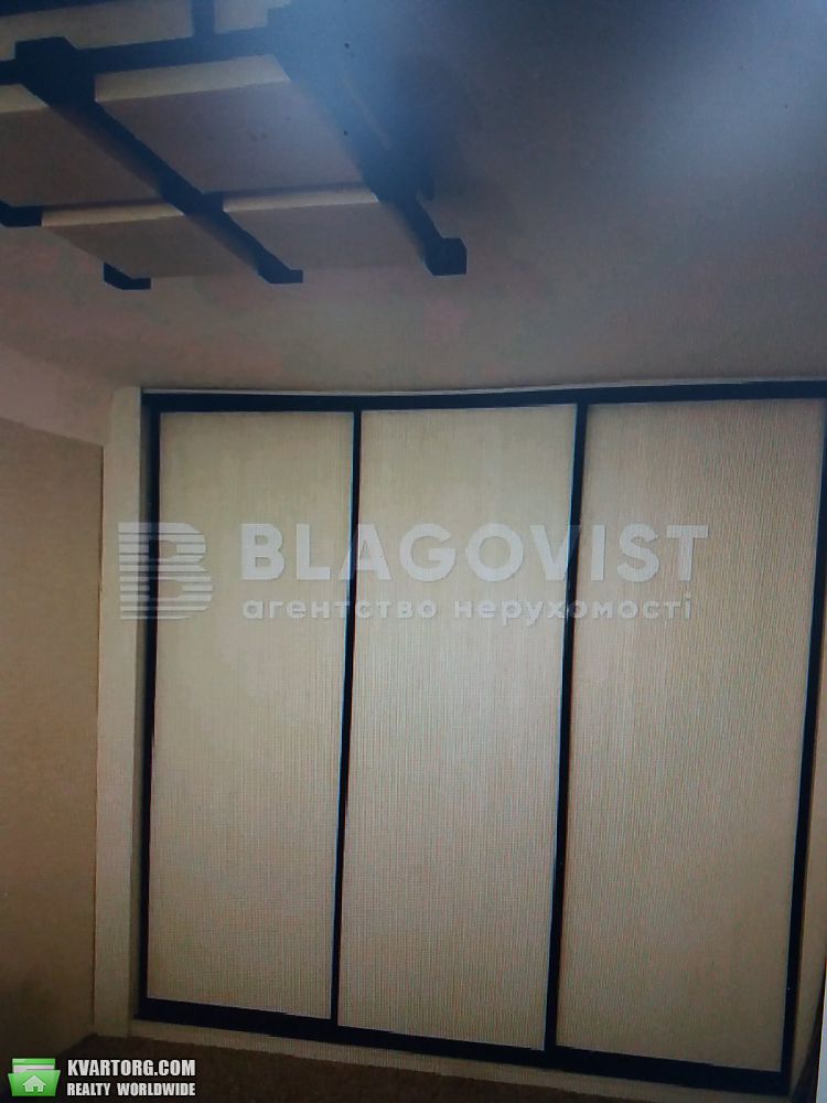 Sell 2-room apartment. Киев,  Соломенская пл — photo 3