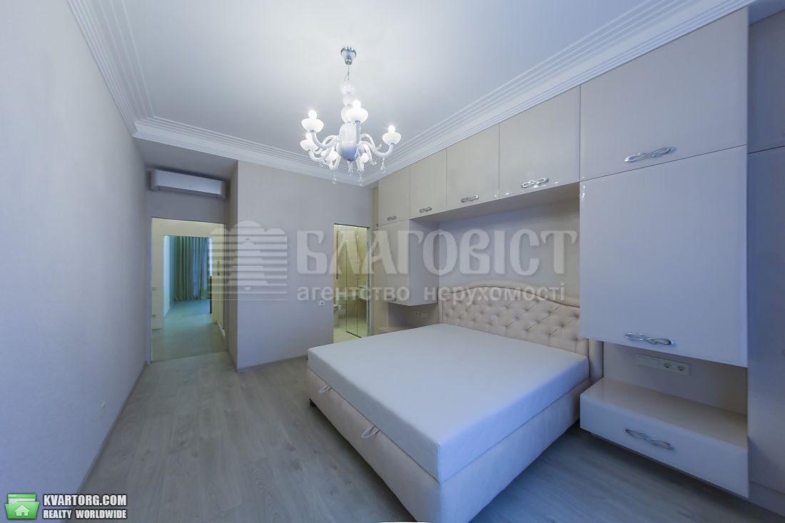 Rent out 3-room apartment. Киев,  Барбюса — photo 9