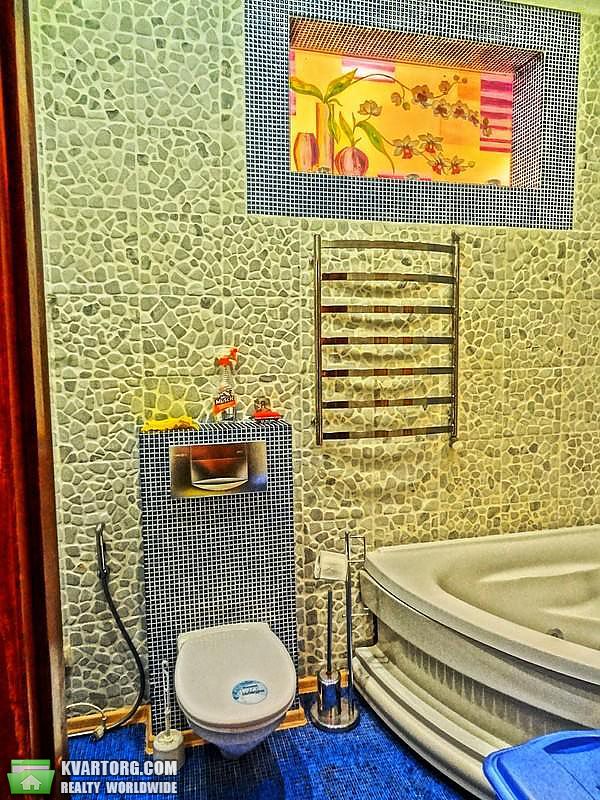 Rent out 2-room apartment. Киев, Франка Ивана — photo 4