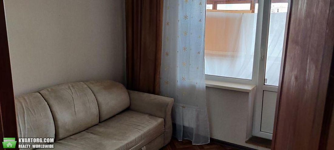 Sell 3-room apartment. Киев,  Срибнокильская — photo 1