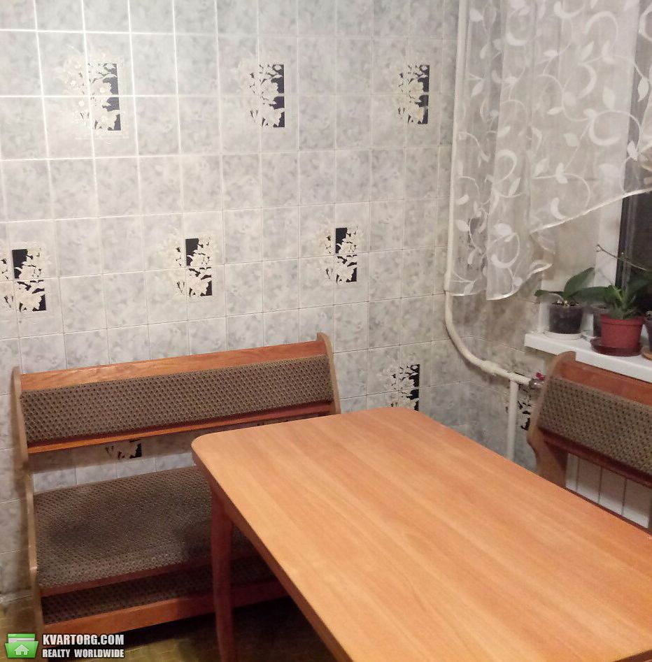 Rent out 2-room apartment. Киев, Демеевская — photo 6